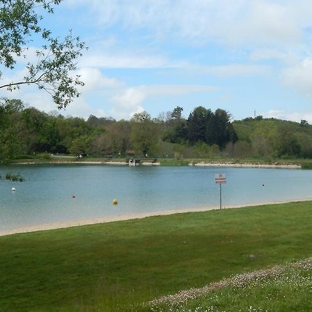 Camping Du Moulin Hotel Meyrieu-les-Etangs Екстериор снимка
