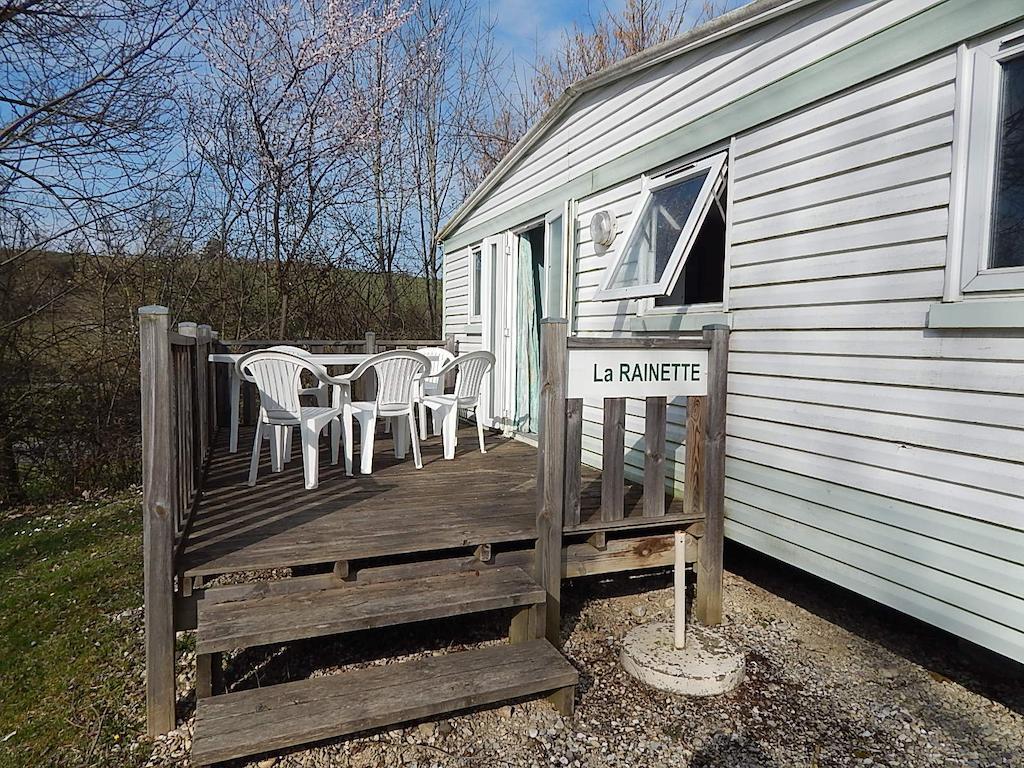 Camping Du Moulin Hotel Meyrieu-les-Etangs Стая снимка