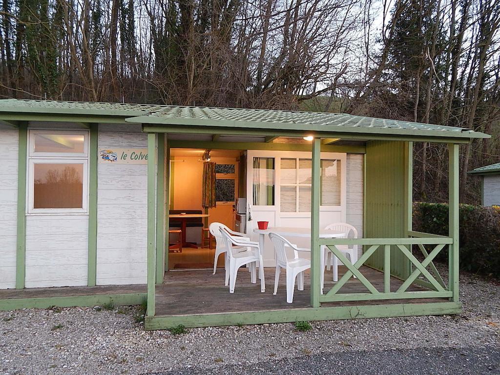 Camping Du Moulin Hotel Meyrieu-les-Etangs Екстериор снимка